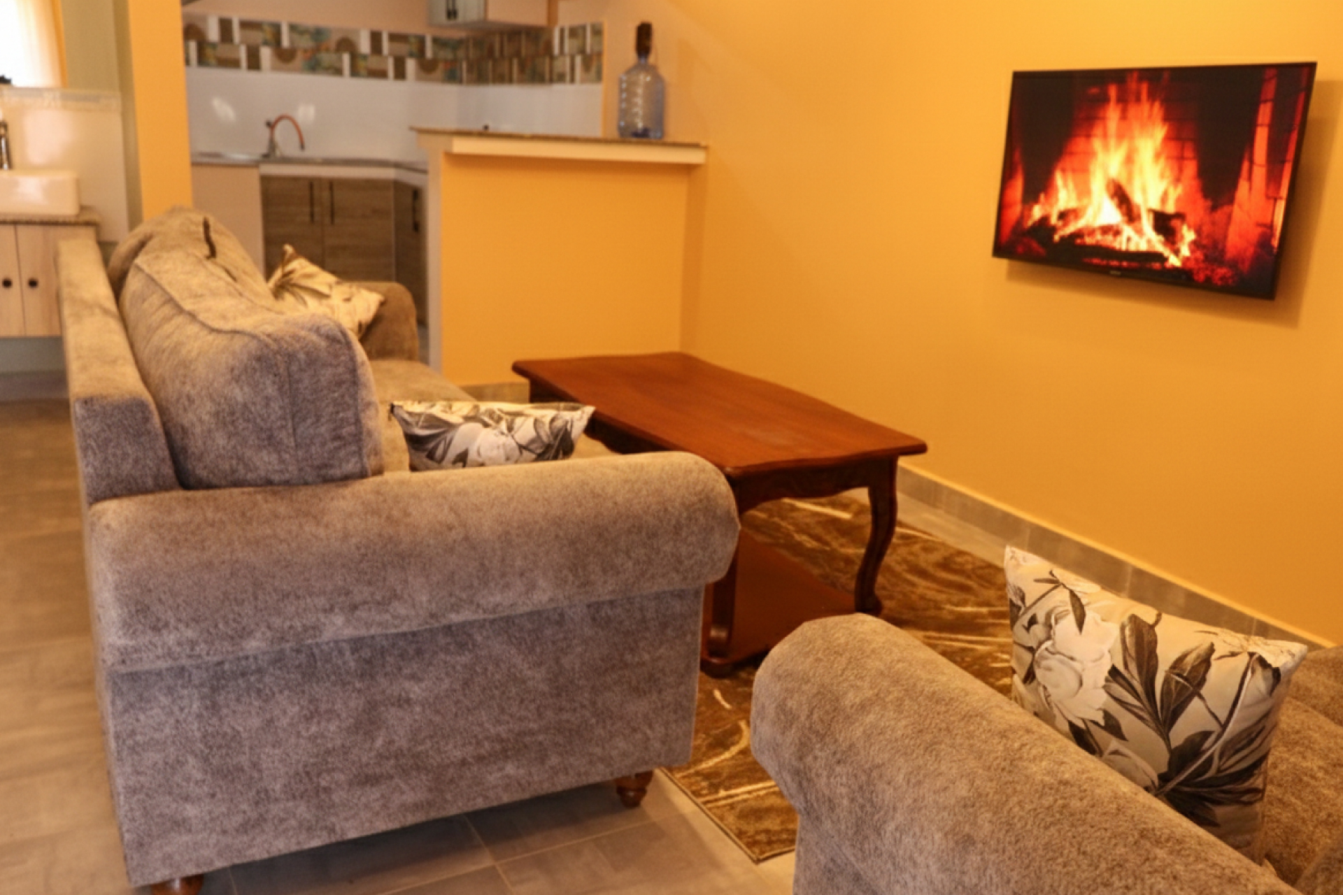 1-Bedroom Apartment
